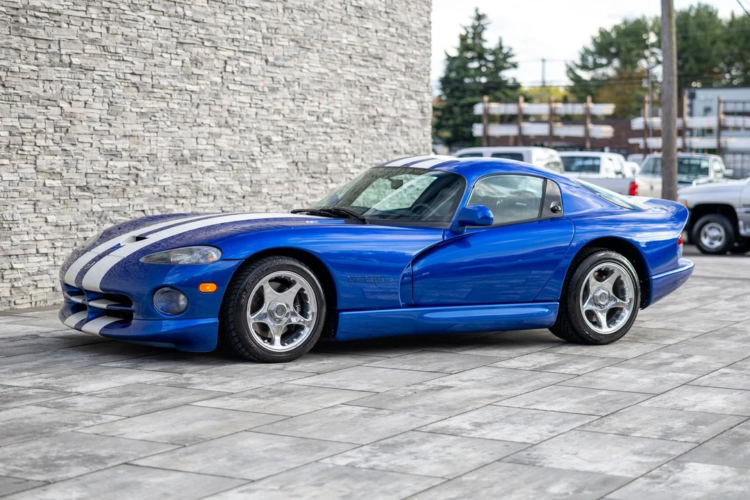 1997 Dodge Viper GTS 2nd Gen - Image 19 of 21