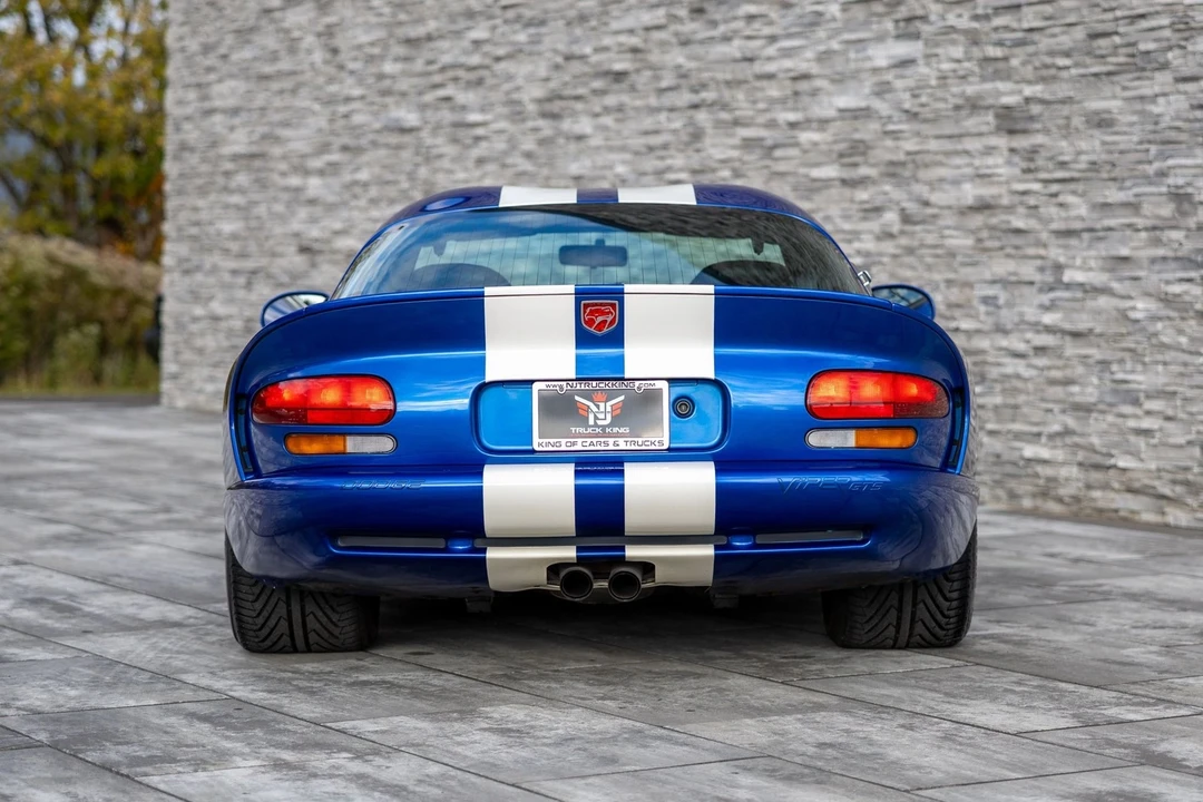 1997 Dodge Viper GTS 2nd Gen - Image 15 of 21
