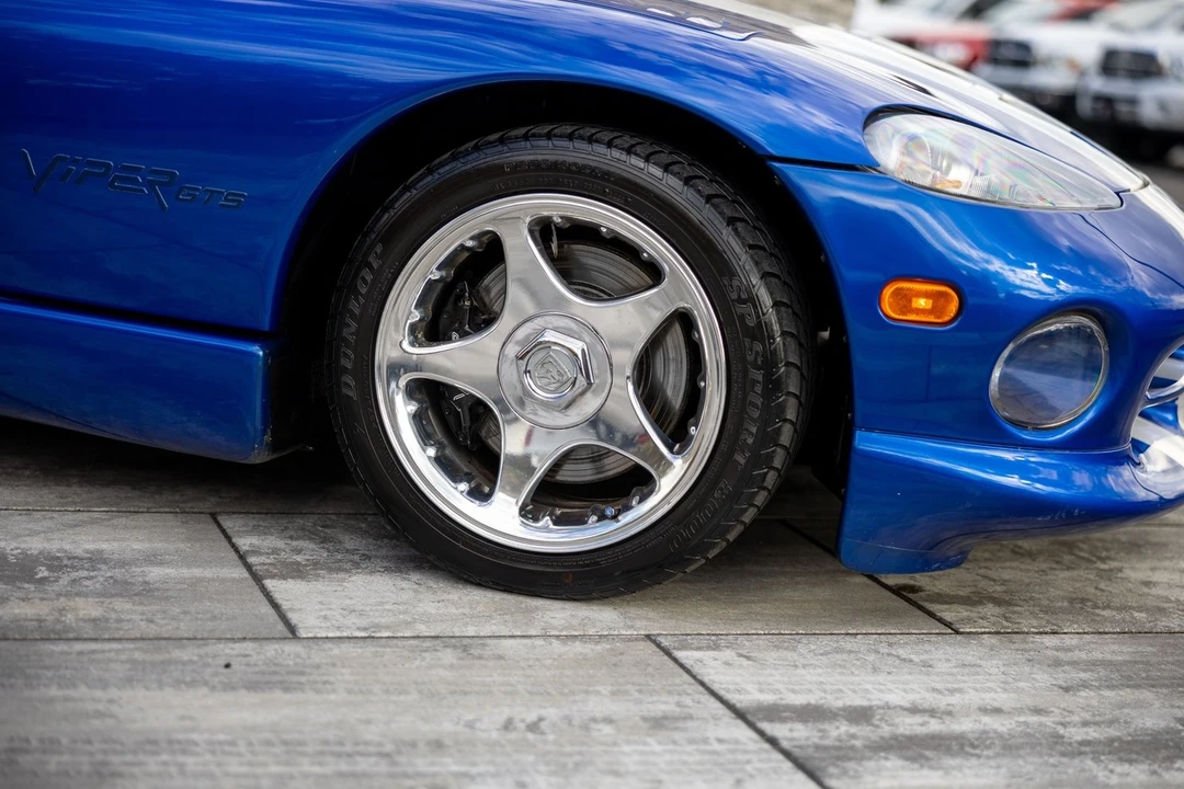 1997 Dodge Viper GTS 2nd Gen - Image 12 of 21