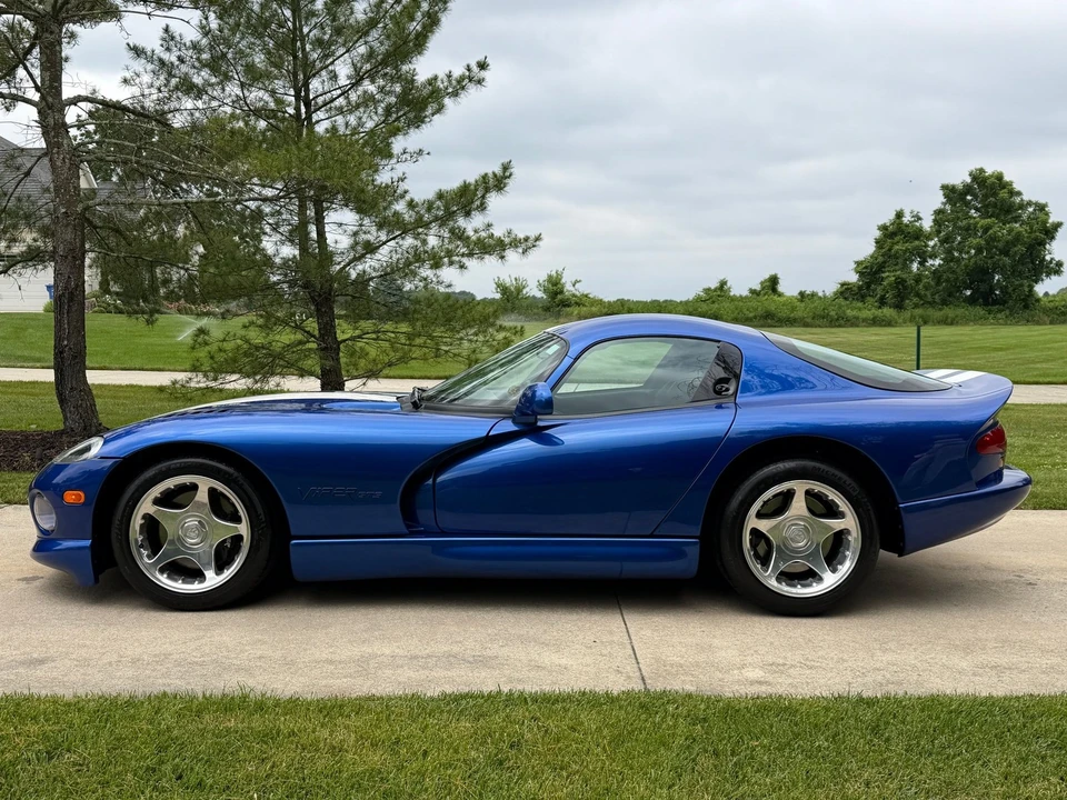 1997 Dodge Viper GTS 2nd Gen - Image 12 of 28