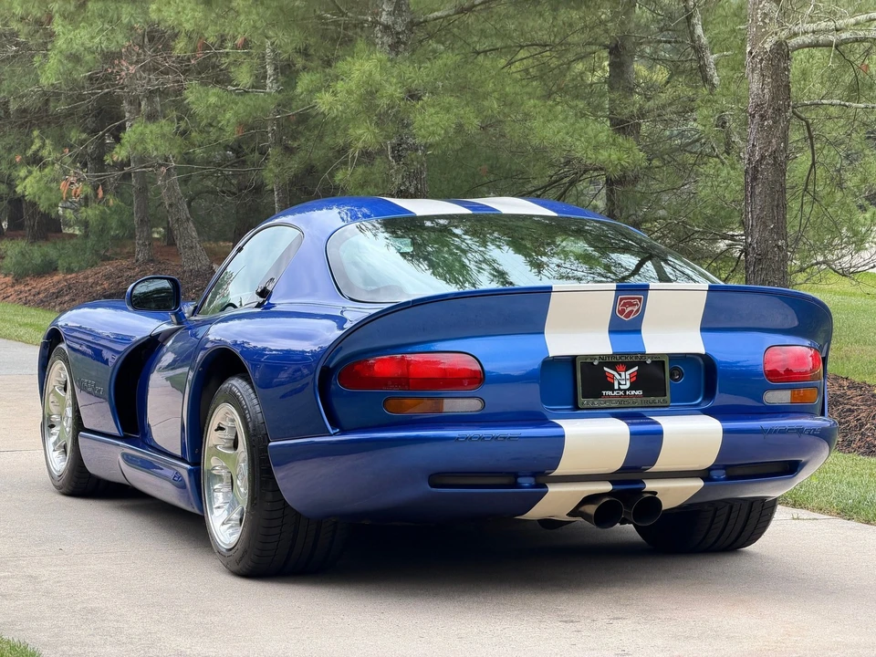 1997 Dodge Viper GTS 2nd Gen - Image 11 of 28