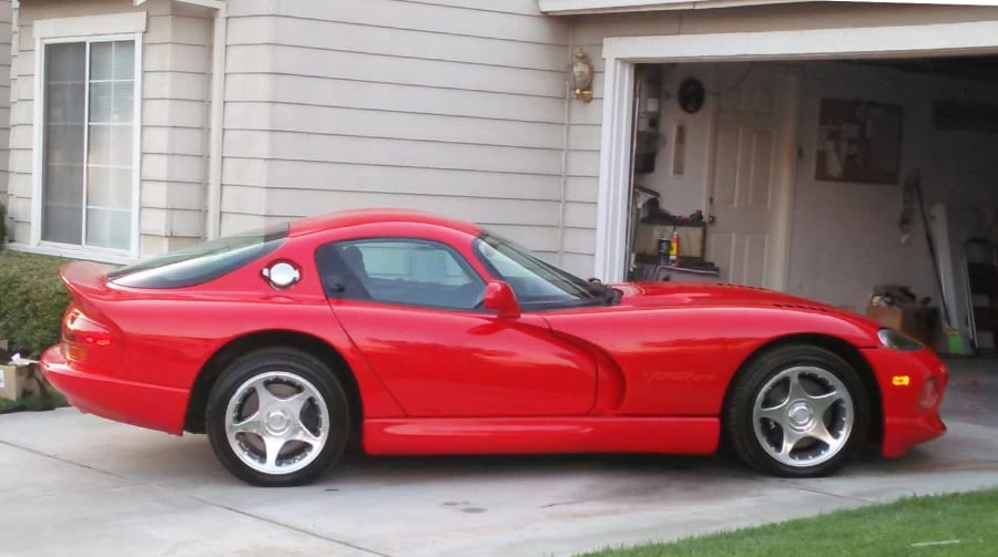 1997 Dodge Viper GTS 2nd Gen - Image 2 of 11