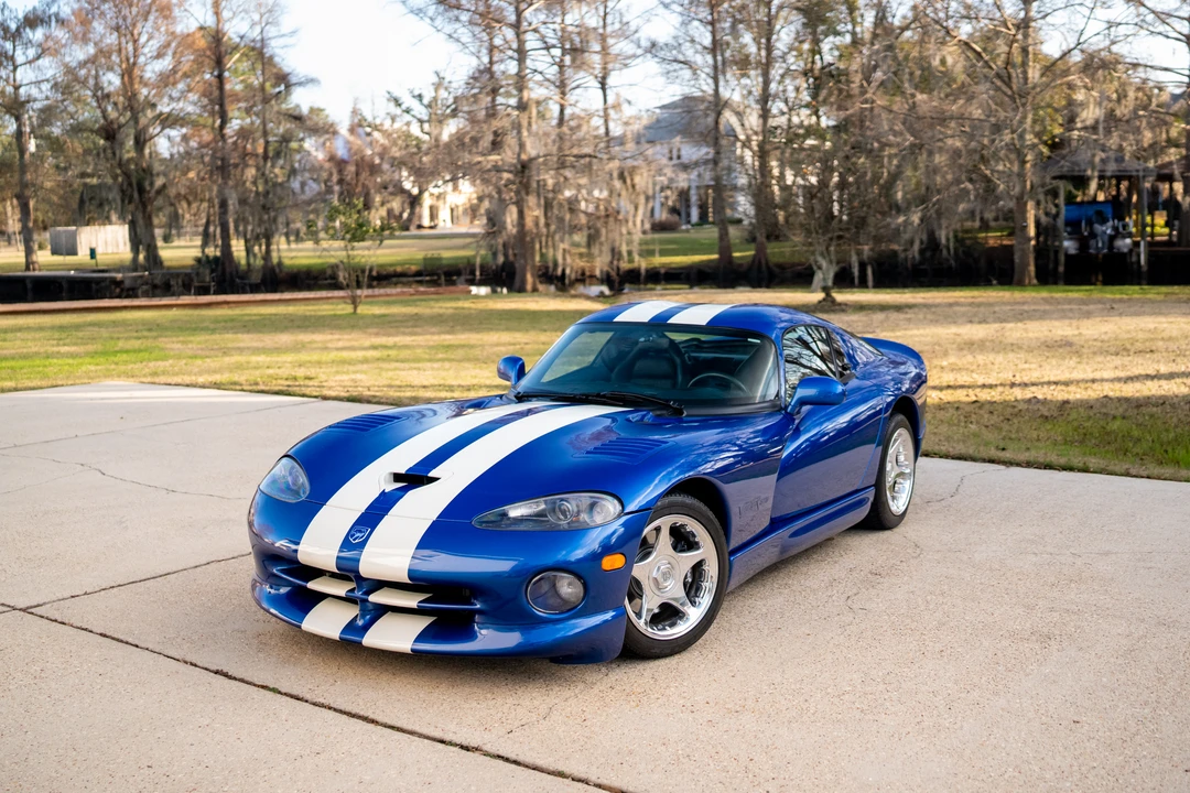1997 Dodge Viper GTS 2nd Gen - Image 2 of 31
