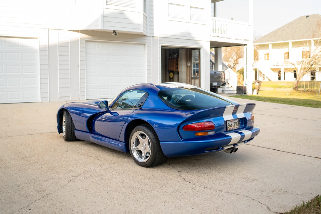 1997 Dodge Viper GTS 2nd Gen - Image 20 of 31
