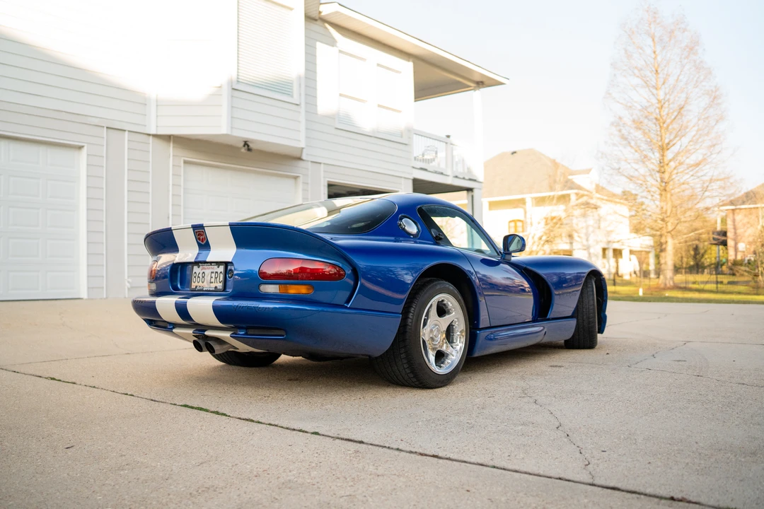 1997 Dodge Viper GTS 2nd Gen - Image 24 of 31