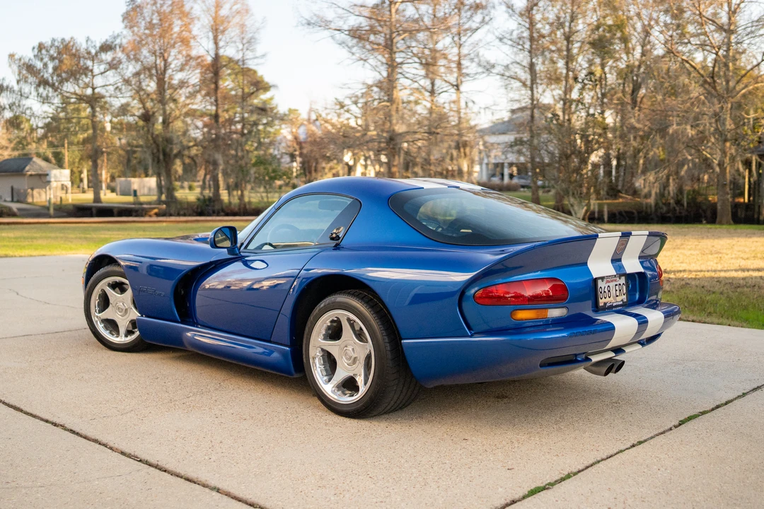 1997 Dodge Viper GTS 2nd Gen - Image 18 of 31