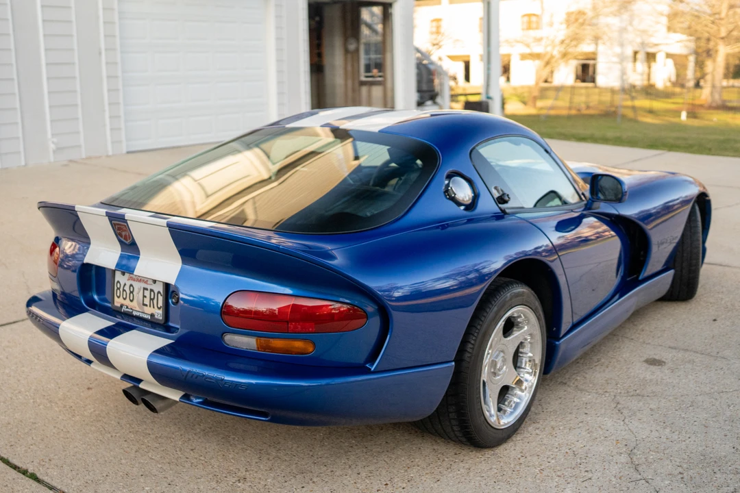 1997 Dodge Viper GTS 2nd Gen - Image 25 of 31
