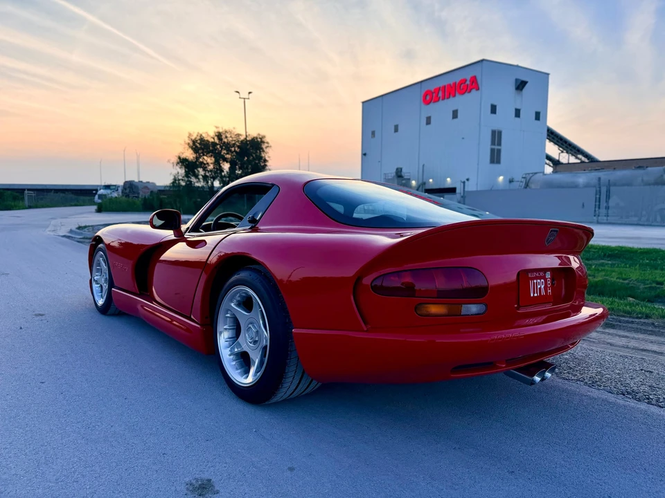 1997 Dodge Viper GTS 2nd Gen - Image 15 of 31