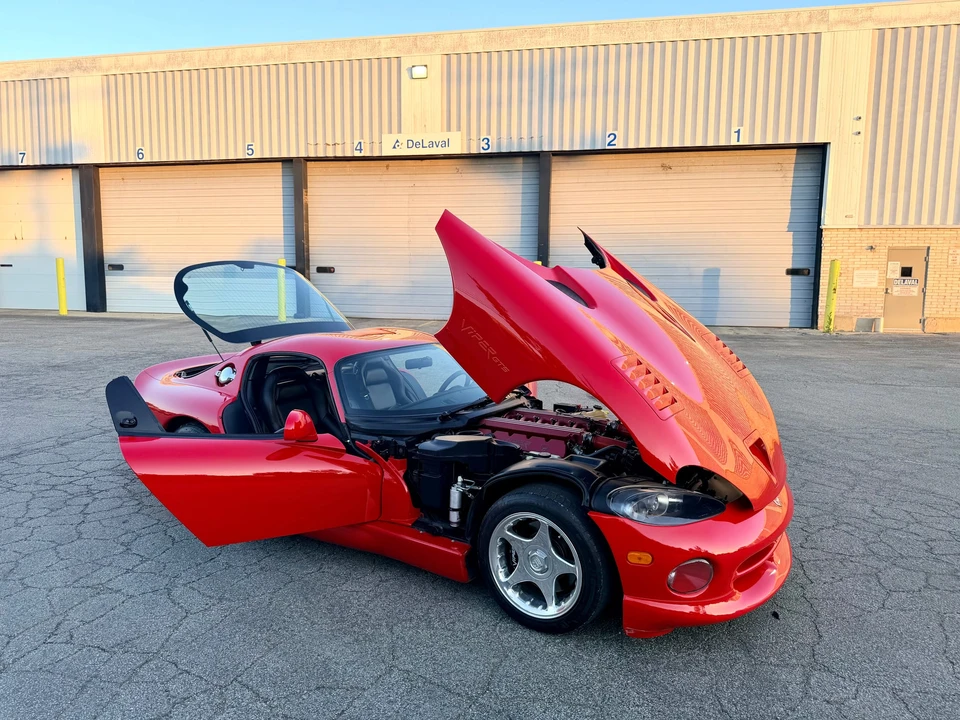1997 Dodge Viper GTS 2nd Gen - Image 23 of 31