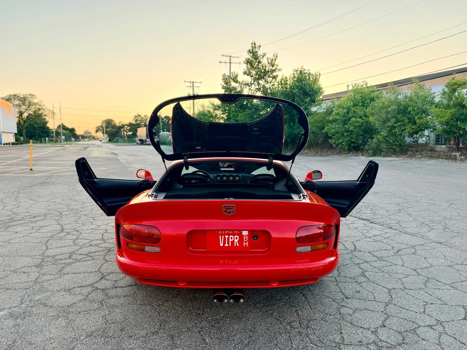 1997 Dodge Viper GTS 2nd Gen - Image 27 of 31