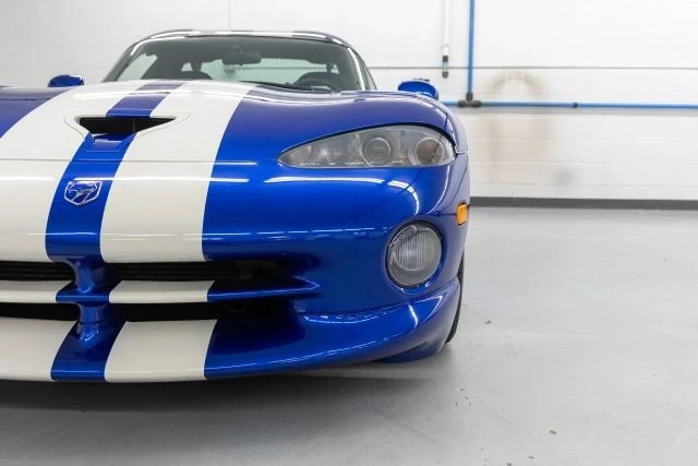 1997 Dodge Viper GTS 2nd Gen - Image 17 of 21