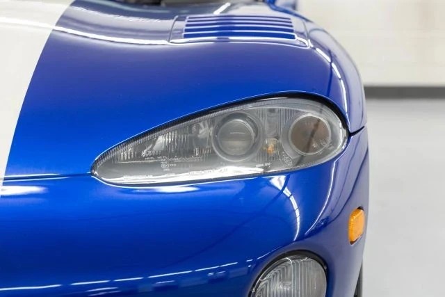 1997 Dodge Viper GTS 2nd Gen - Image 18 of 21