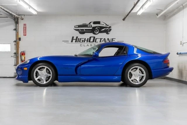 1997 Dodge Viper GTS 2nd Gen - Image 2 of 21
