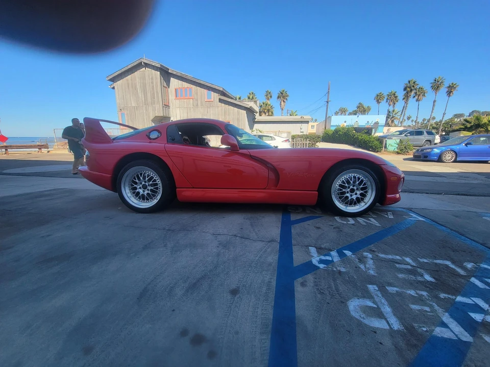 1997 Dodge Viper GTS 2nd Gen - Image 15 of 31