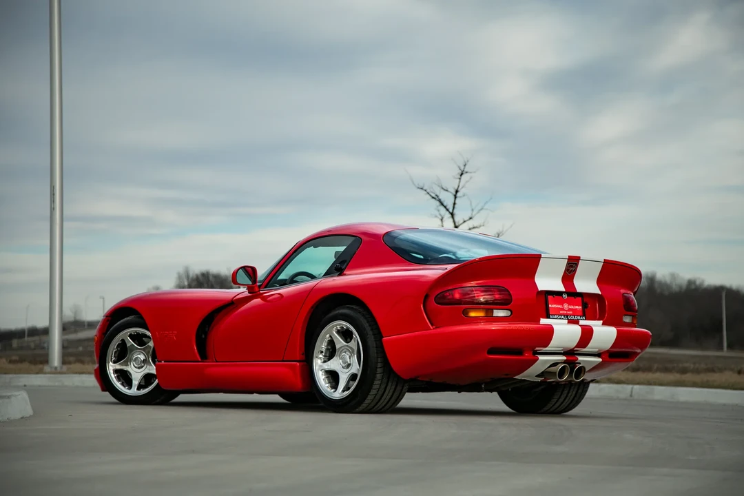1997 Dodge Viper GTS 2nd Gen - Image 2 of 31