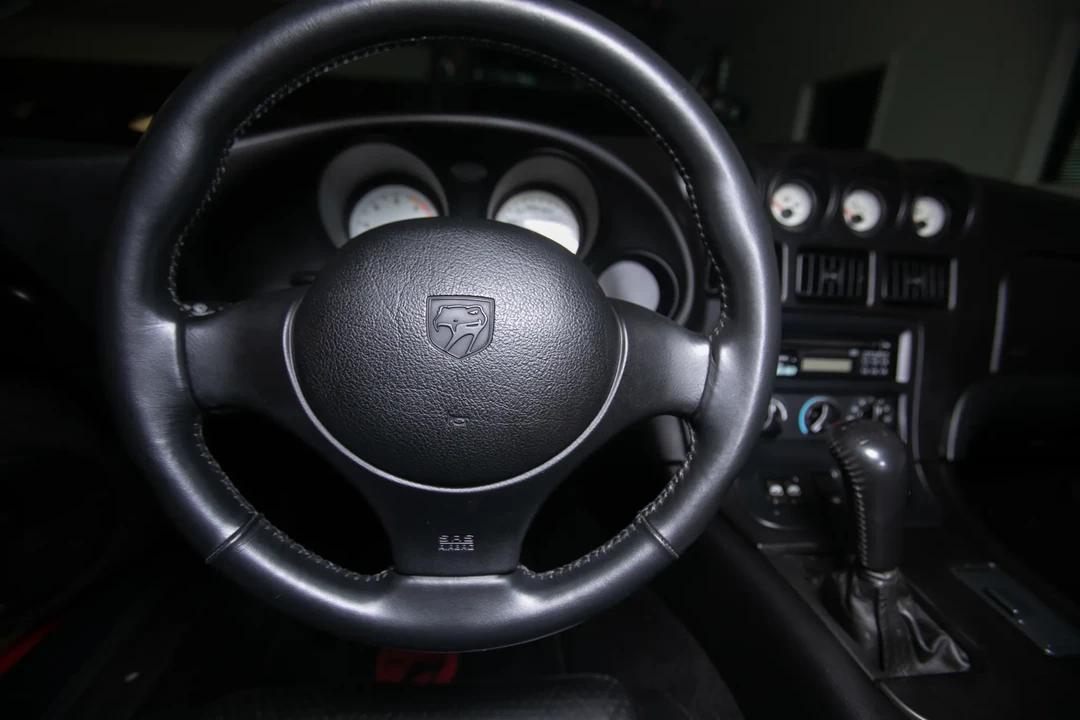 1997 Dodge Viper GTS 2nd Gen - Image 27 of 31