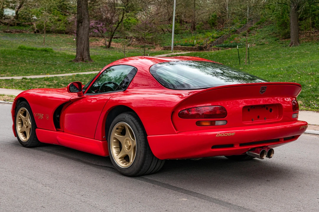 1997 Dodge Viper GTS 2nd Gen - Image 4 of 31