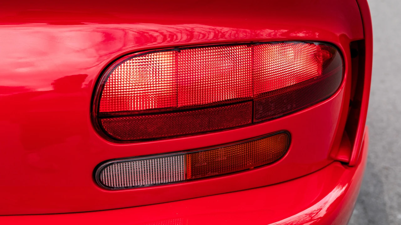 1997 Dodge Viper GTS 2nd Gen - Image 25 of 31