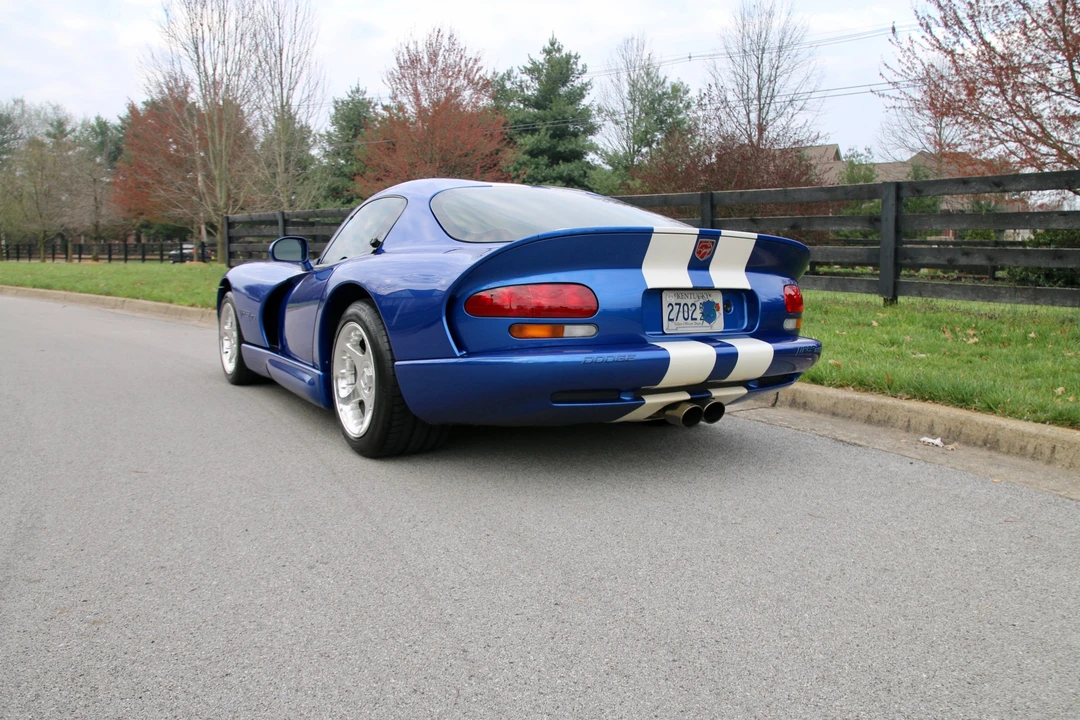 1997 Dodge Viper GTS 2nd Gen - Image 5 of 31