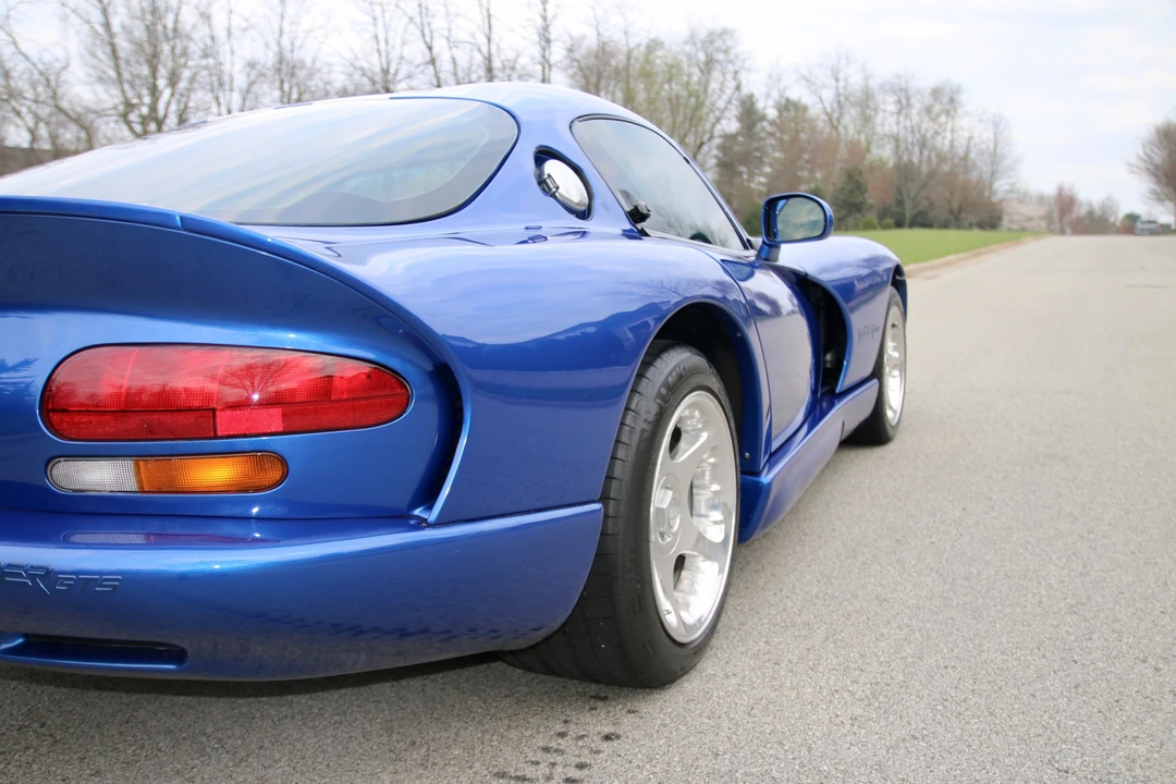 1997 Dodge Viper GTS 2nd Gen - Image 24 of 31