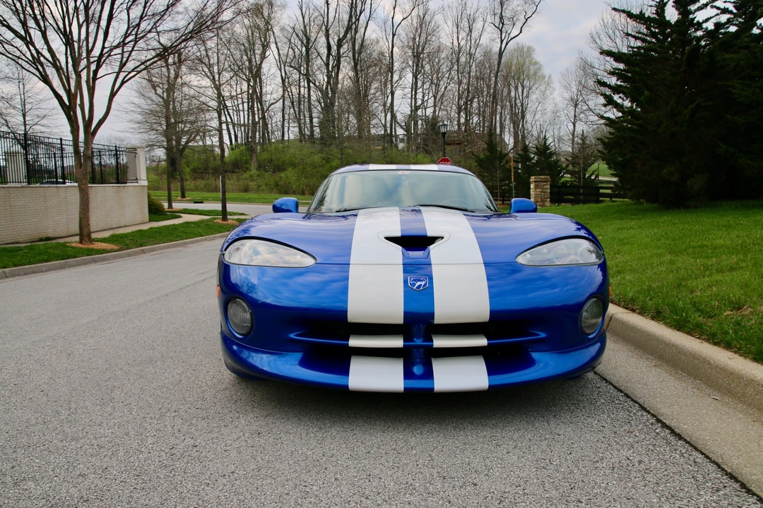 1997 Dodge Viper GTS 2nd Gen - Image 17 of 31