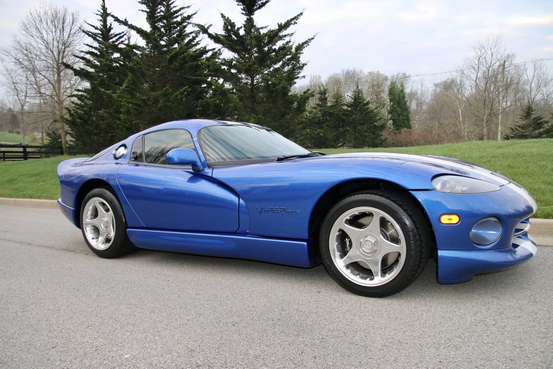 1997 Dodge Viper GTS 2nd Gen - Image 15 of 31