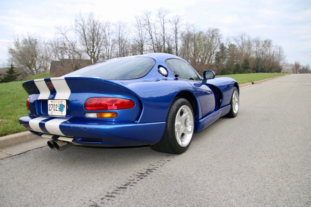 1997 Dodge Viper GTS 2nd Gen - Image 10 of 31