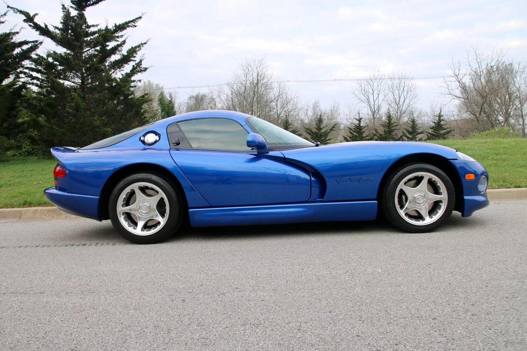 1997 Dodge Viper GTS 2nd Gen - Image 14 of 31