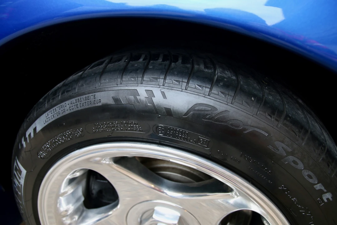 1997 Dodge Viper GTS 2nd Gen - Image 26 of 31