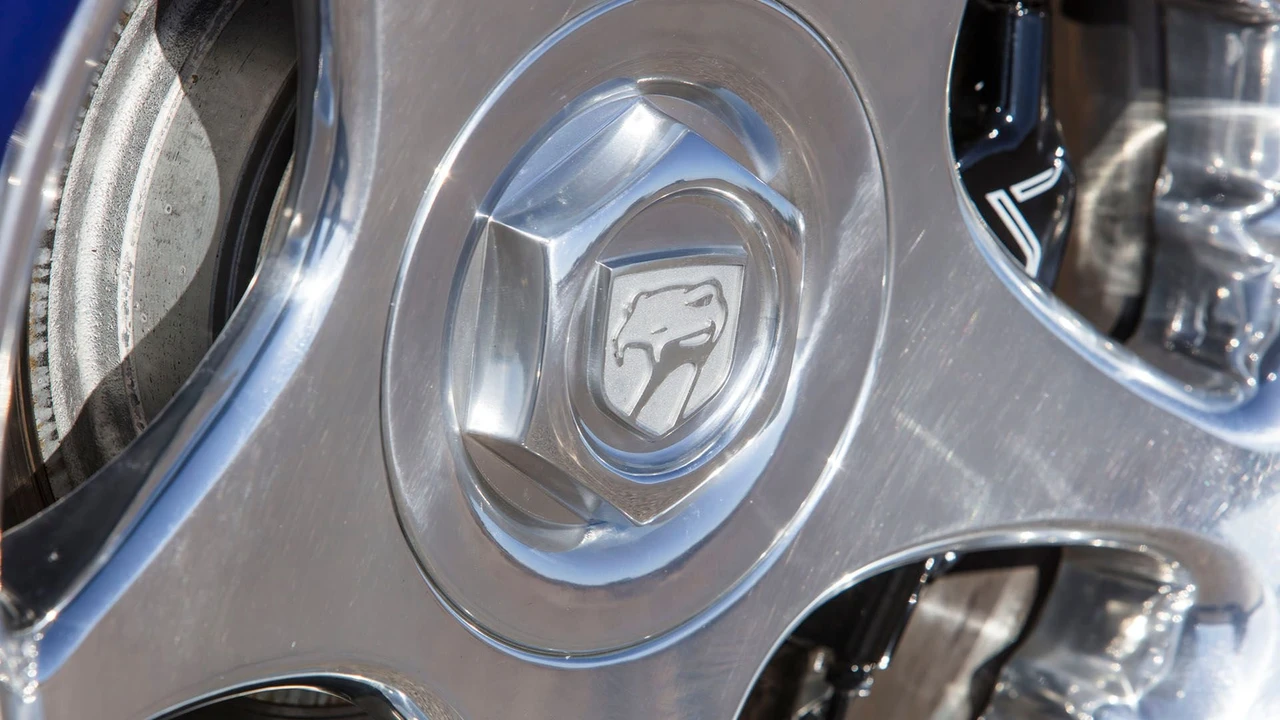 1997 Dodge Viper GTS 2nd Gen - Image 18 of 31