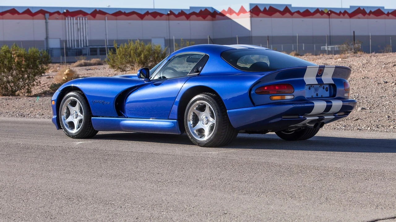 1997 Dodge Viper GTS 2nd Gen - Image 12 of 31
