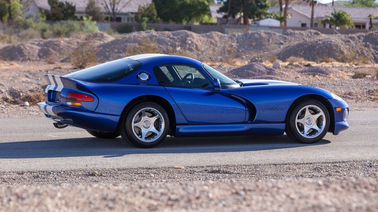 1997 Dodge Viper GTS 2nd Gen - Image 8 of 31