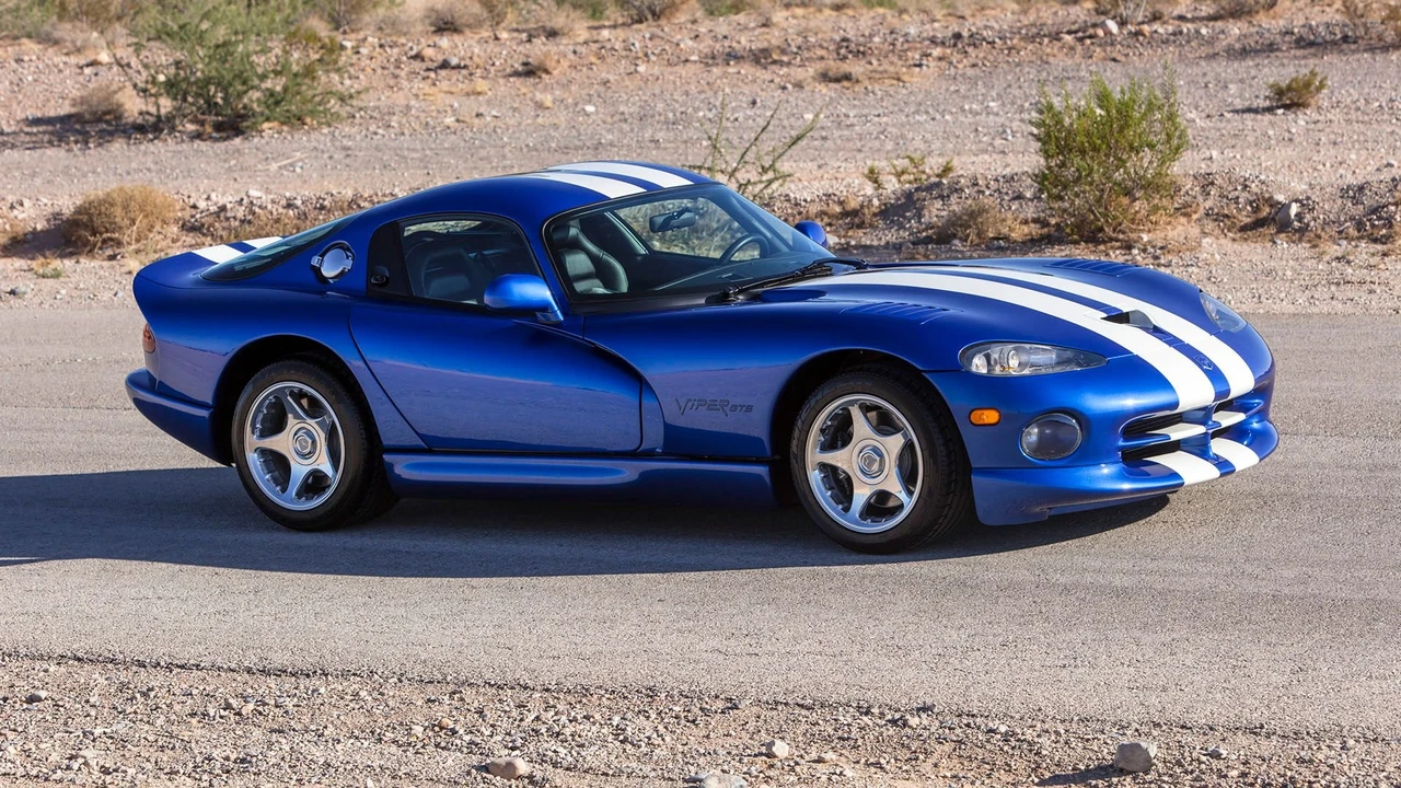 1997 Dodge Viper GTS 2nd Gen - Image 11 of 31