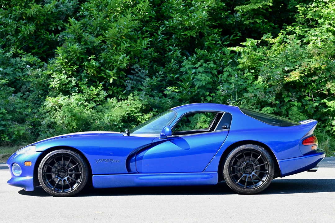 1997 Dodge Viper GTS 2nd Gen - Image 3 of 31