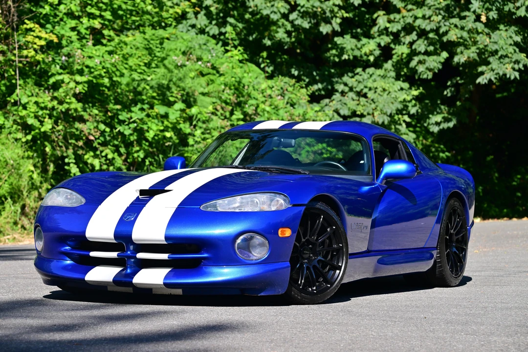 1997 Dodge Viper GTS 2nd Gen - Image 11 of 31