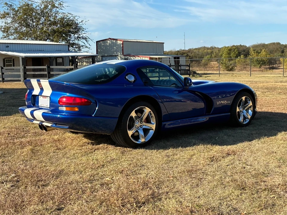 1997 Dodge Viper GTS 2nd Gen - Image 9 of 21