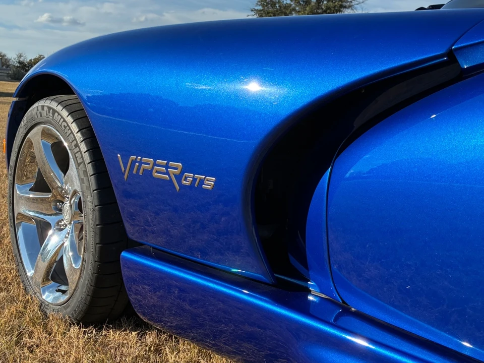 1997 Dodge Viper GTS 2nd Gen - Image 10 of 21
