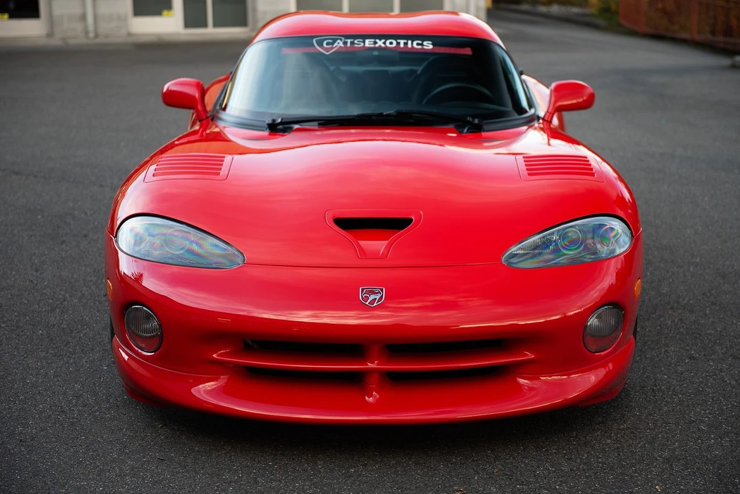 1997 Dodge Viper GTS 2nd Gen - Image 2 of 21