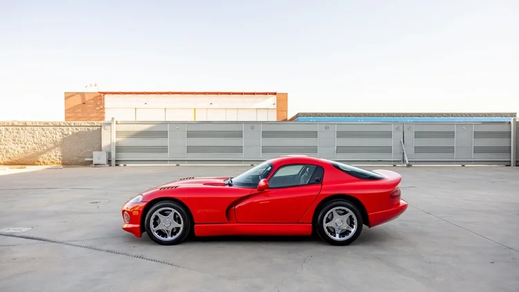 1997 Dodge Viper GTS 2nd Gen - Image 24 of 31