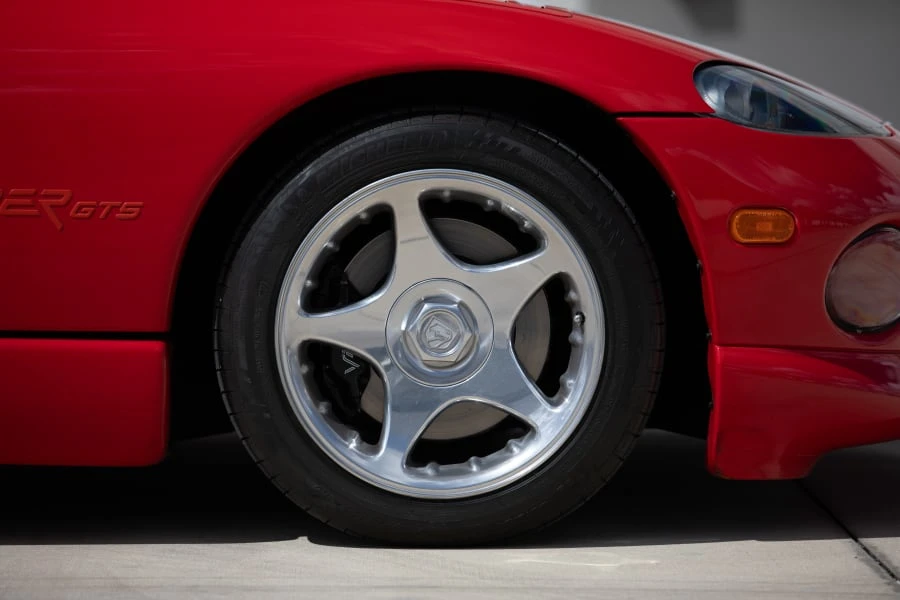 1997 Dodge Viper GTS 2nd Gen - Image 14 of 31