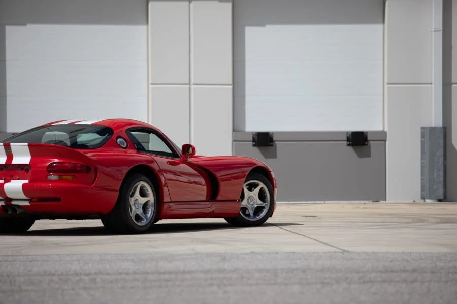 1997 Dodge Viper GTS 2nd Gen - Image 19 of 31