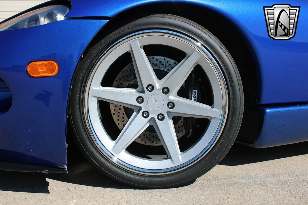 1997 Dodge Viper GTS 2nd Gen - Image 12 of 12