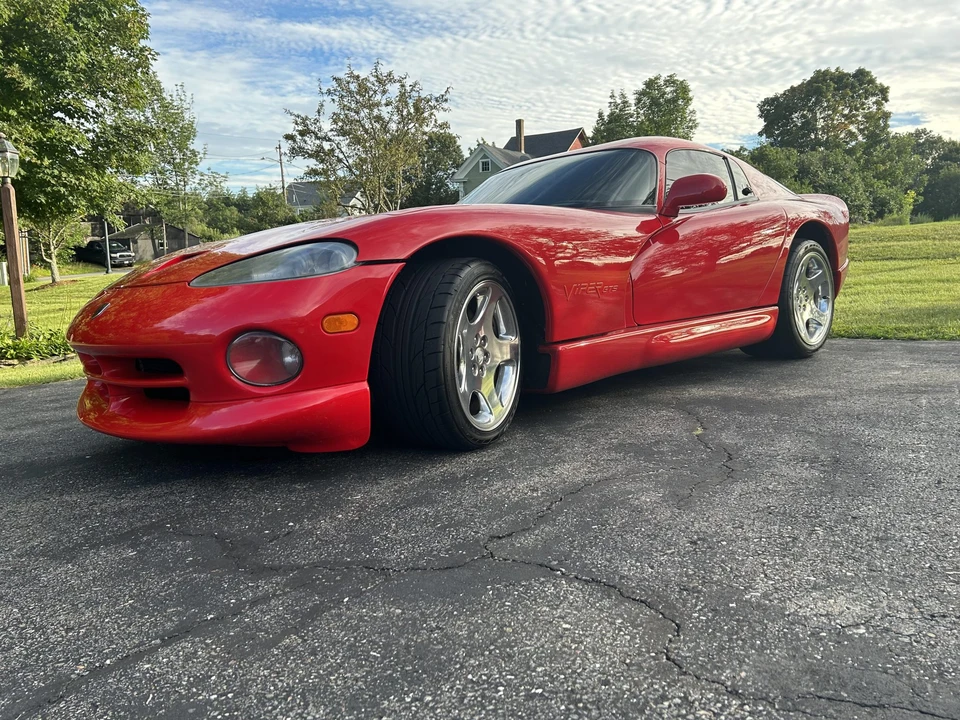 1997 Dodge Viper GTS 2nd Gen - Image 4 of 31