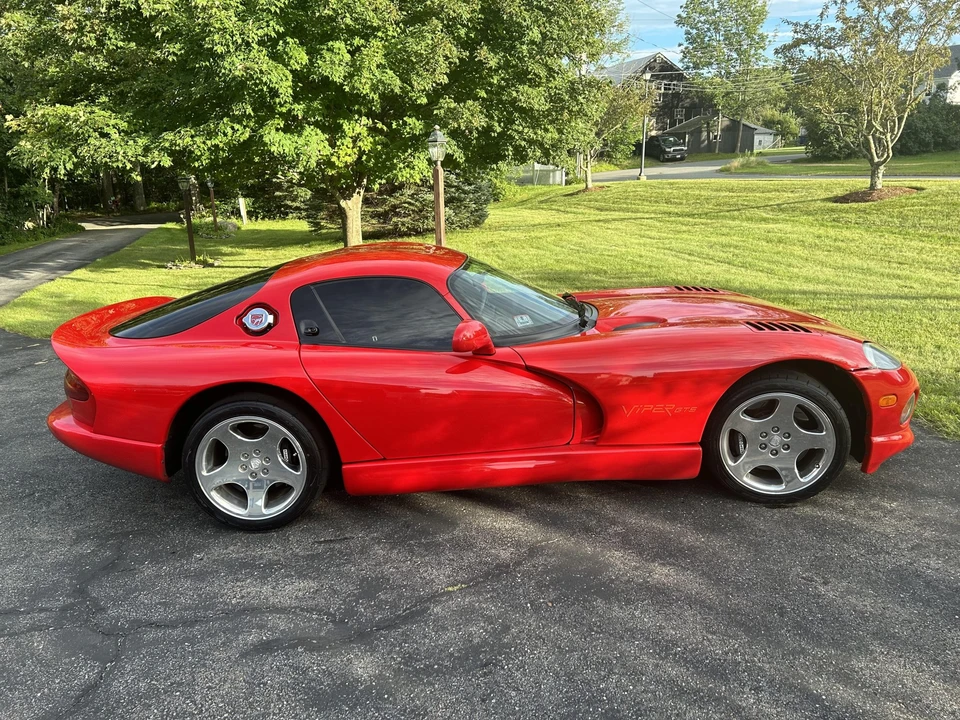 1997 Dodge Viper GTS 2nd Gen - Image 14 of 31