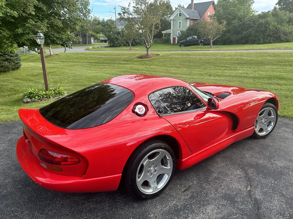 1997 Dodge Viper GTS 2nd Gen - Image 26 of 31