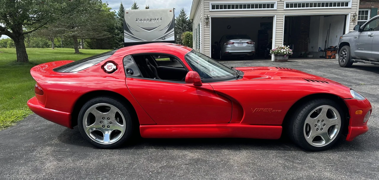 1997 Dodge Viper GTS 2nd Gen - Image 19 of 31