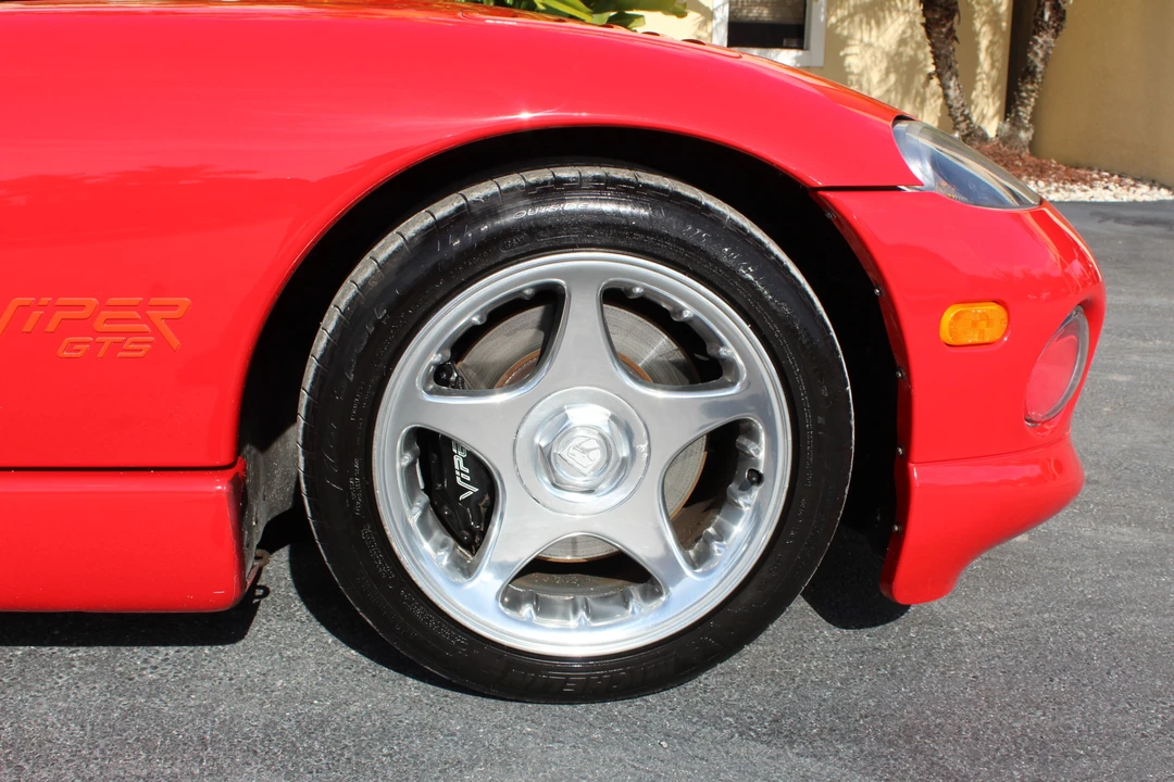 1997 Dodge Viper GTS 2nd Gen - Image 23 of 31