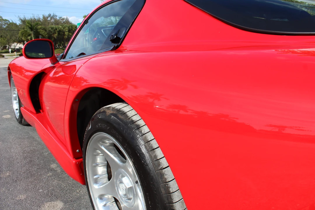 1997 Dodge Viper GTS 2nd Gen - Image 29 of 31