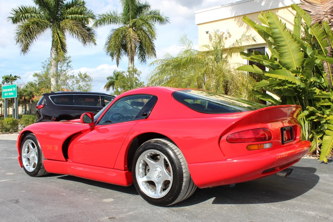 1997 Dodge Viper GTS 2nd Gen - Image 4 of 31