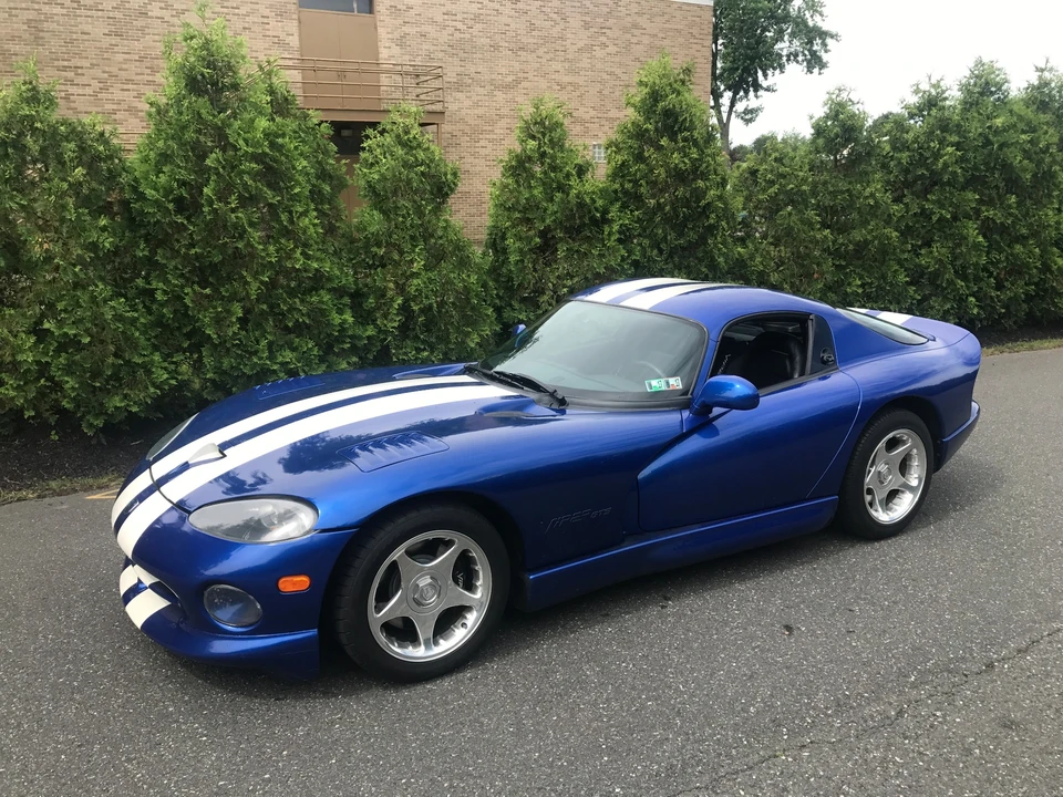 1997 Dodge Viper GTS 2nd Gen - Image 2 of 31